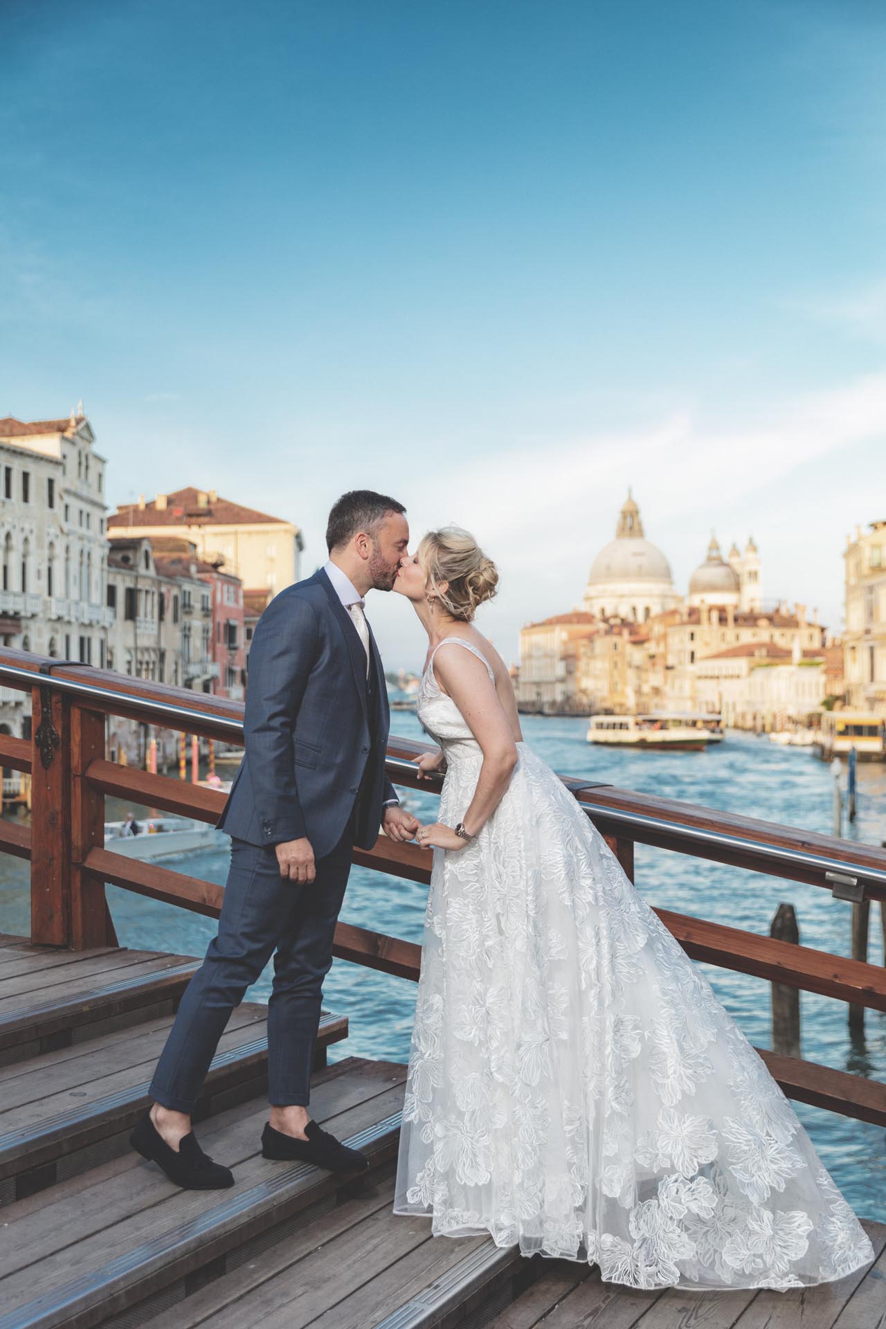 Brautaarshooting Ponte dell'Accademia Venedig © Lightshades - Photodesign by Alfred Stolz